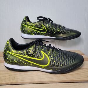NIKE Magista Onda IC Women's Indoor Soccer Shoes - Size 10